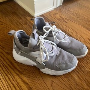 Nike Huaraches Womens 7.5